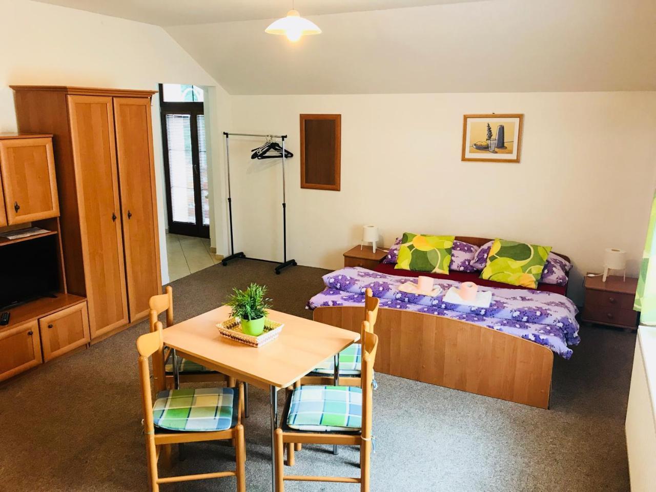 Guest house Lenka 1
